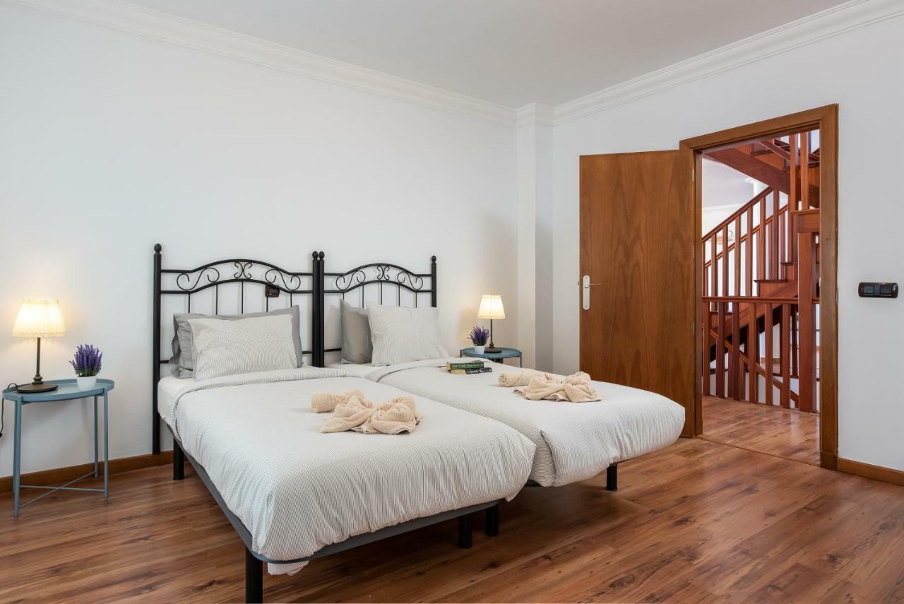 אדחה 2 Charming Villa Private Pool And Sea View מראה חיצוני תמונה